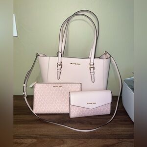 Michael Kors Charlotte LG 3 in 1 Convertible Shoulder Tote + Clutch Powder Blush